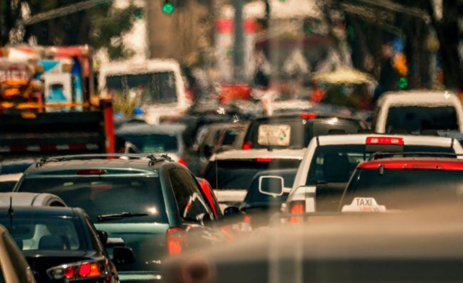 La señal SI-20: clave para conductores en Semana Santa