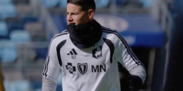 DT de Minnesota elogia a James tras salir del hospital: “Es extraordinario”