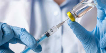 Desarrollan vacuna que podría prevenir cuatro tipos de cáncer