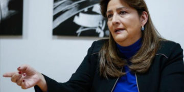 Exministra Ángela María Buitrago denuncia amenazas por hacer cumplir normas en cárceles