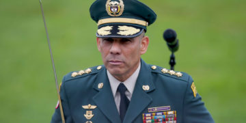 Fiscalía imputará cargos al general (r) Eduardo Zapateiro por presunto acoso sexual