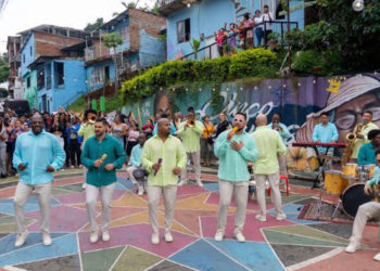 Grupo Niche sacude la salsa con ‘Realidad-Es’: una descarga sin filtros que pone a cantar… y a pensar