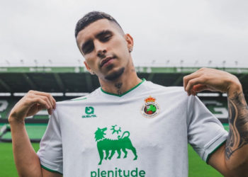 Gustavo Puerta pone a soñar al Racing: liderato firme y ascenso cada vez más cerca