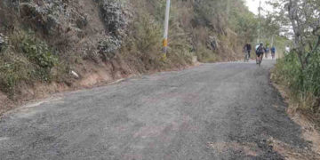 Incineran dos vehículos en la vía al Picacho en Tuluá