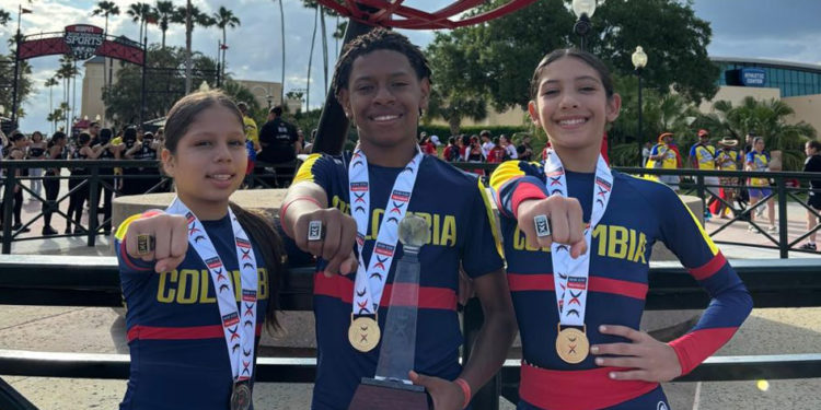Tres tulueños brillan como campeones mundiales con la Selección colombiana de porrismo
