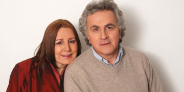 Ana Valencia, de ‘Ana y Jaime’, continúa en UCI tras cirugía cerebral; familia pide apoyo económico