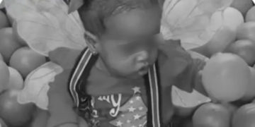 Bebé murió tras meses esperando tratamiento médico para enfermedad huérfana
