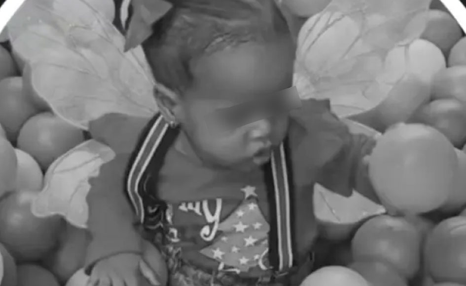 Bebé murió tras meses esperando tratamiento médico para enfermedad huérfana