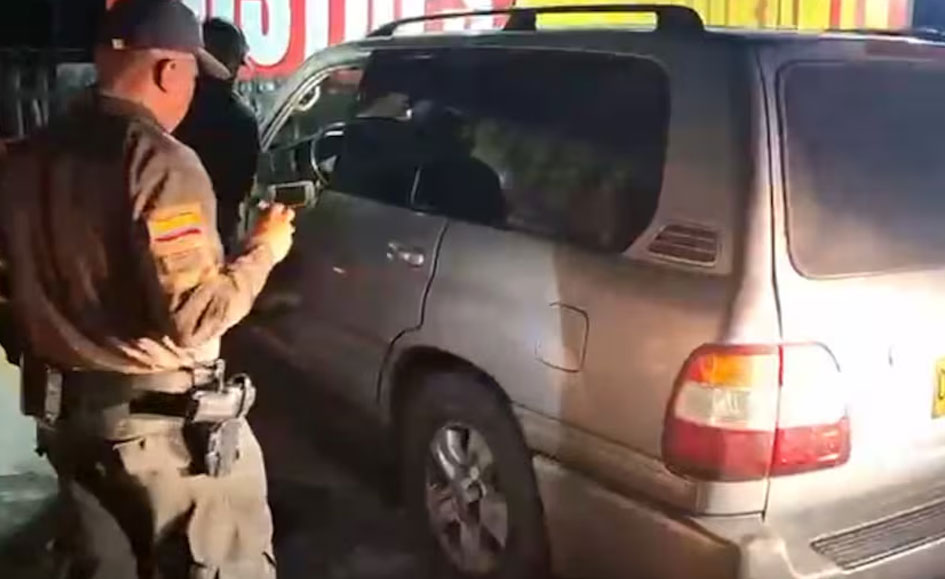 Camioneta clonada fue usada para transportar más de 400 kilos de marihuana