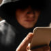 Delincuentes obtienen información de redes sociales para cometer extorsiones