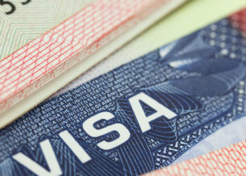 Embajada de EE. UU. alerta por falsa visa de trabajo que circula en redes