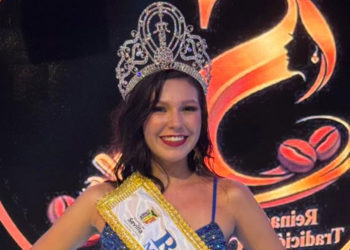 Nicol Valeria Rodríguez, nueva Reina Municipal de Sevilla 2026