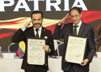 De La Espriella rechaza asistir a la Casa de Nariño y delega el empalme en Restrepo
