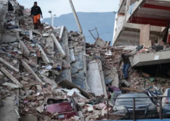 Fuerte réplica vuelve a estremecer a Venezuela