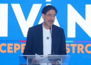 Iván Cepeda anuncia “desobediencia civil” y exige que De La Espriella renuncie a su ciudadanía estadounidense
