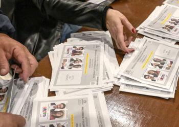 Escrutinio presidencial avanza y el resultado oficial se conocería esta semana