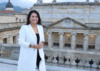 Abelardo de la Espriella nombra a Paola Holguín como ministra de Cultura