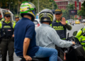 Buga restringirá parrillero hombre en motos