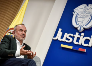 Petro le pidió la renuncia al ministro de Justicia tras sus críticas a la paz total