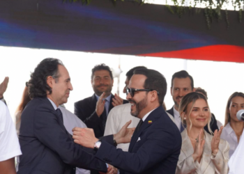 Así fue el mensaje de De la Espriella que marcó el desfile del 20 de Julio en Medellín