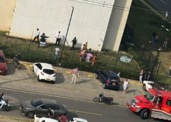 Hombre murió tras caer desde la parte alta de un edificio en el sur de Cali