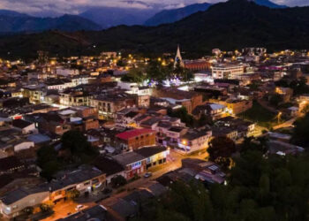 Hombre murió tras una riña en pleno parque de Caicedonia