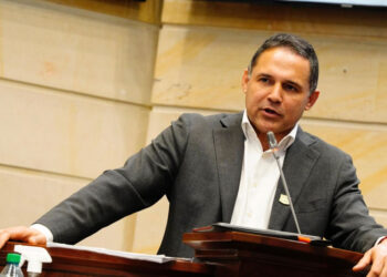 Honorio Henríquez negó cualquier alianza con el Pacto Histórico tras llegar a la presidencia del Senado