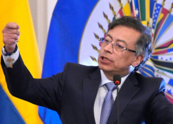 Petro viajará a Cuba en su última visita internacional