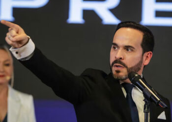 Petro estaría promoviendo un golpe de estado: la grave denuncia de De la Espriella