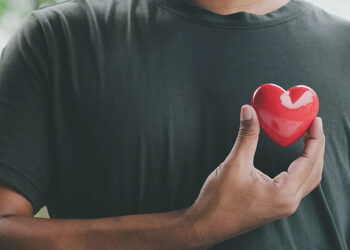 ¿Quiere cuidar su corazón? Estos alimentos no pueden faltar en su dieta
