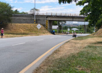 Tras horas de bloqueo, habilitan el tránsito en la salida norte de Tuluá