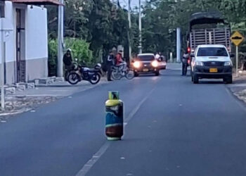 Alerta en El Cerrito por hostigamiento y cilindro abandonado