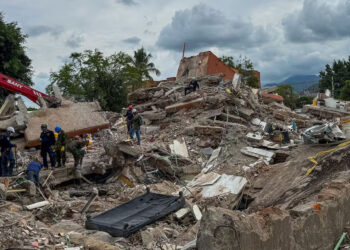Aumenta a 319 el número de fallecidos por el sismo del 10 de agosto