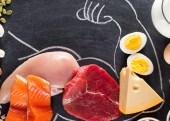 Más proteína, ¿más músculo y salud? Estos dicen los expertos