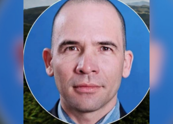 Buscan a los familiares de hombre hallado muerto en Caicedonia
