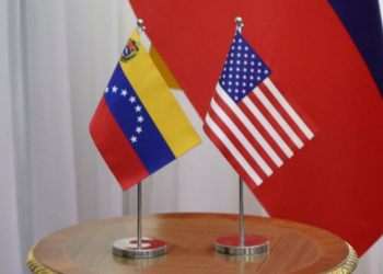 Trump acuerda restablecer relaciones diplomáticas con Venezuela