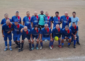 El fútbol de los veteranos no da tregua en El Palmar