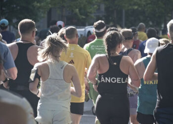¿Cuándo debería bajar el ritmo al correr? Escuche su respiración