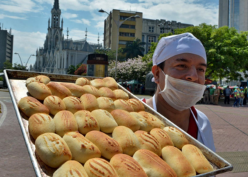 Cali celebra hoy el Día Mundial del Pandebono en la Plazoleta Jairo Varela
